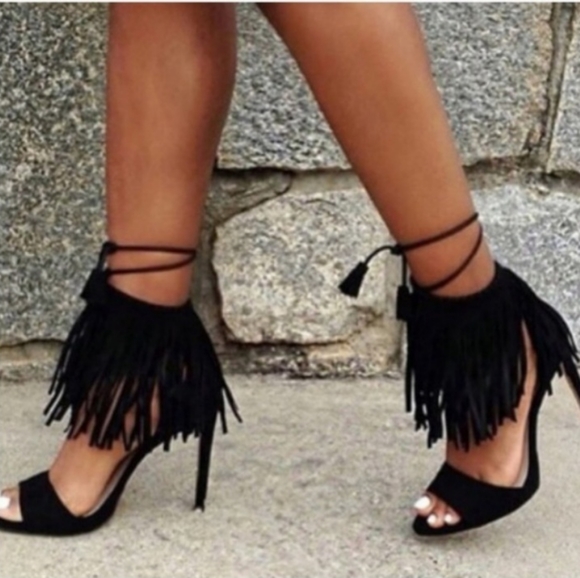 Zara Shoes - Zara fringe heels